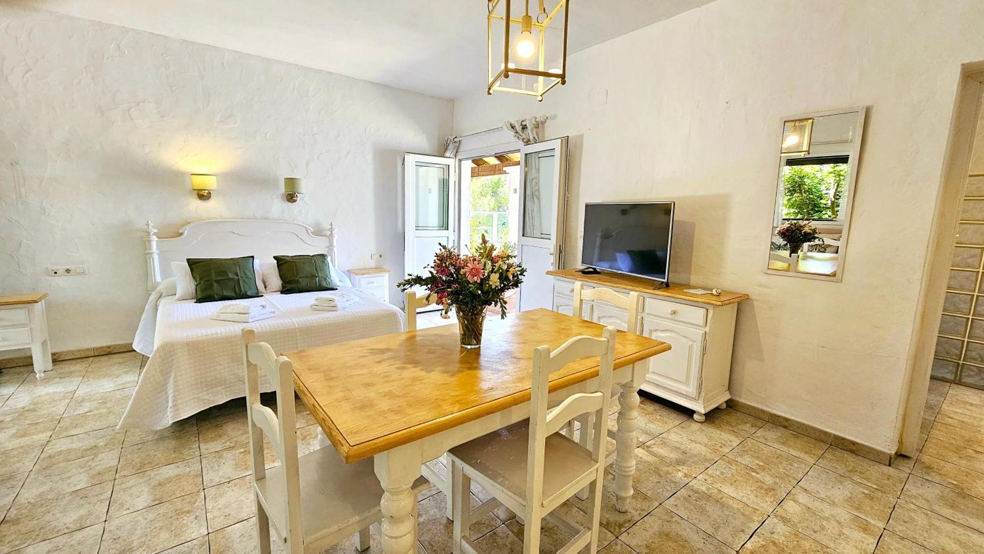 Hotel-apart Cortijo Pinas Tarifa