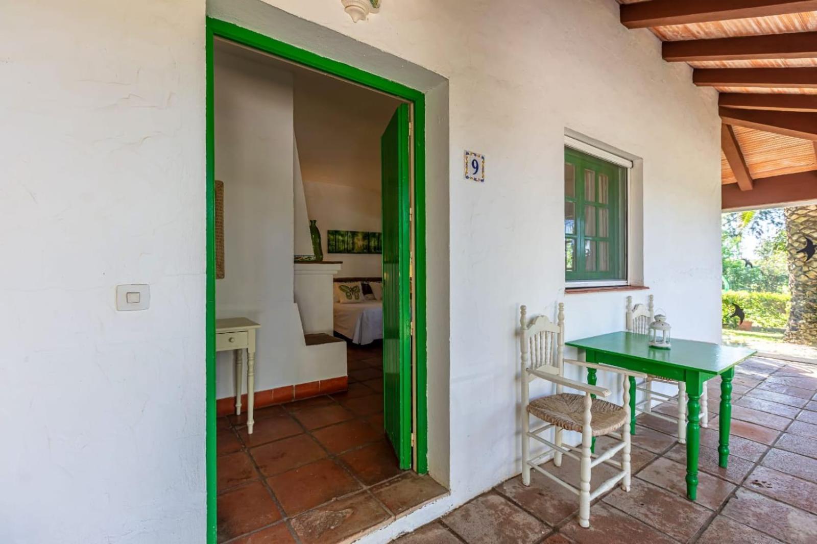 Hotel-apart Cortijo Pinas 2* Tarifa